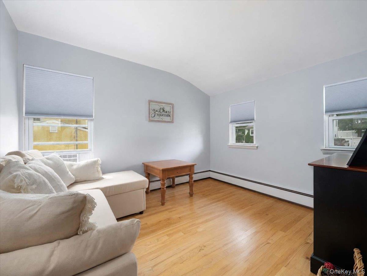 47 Chestnut Oval Property Photo 29