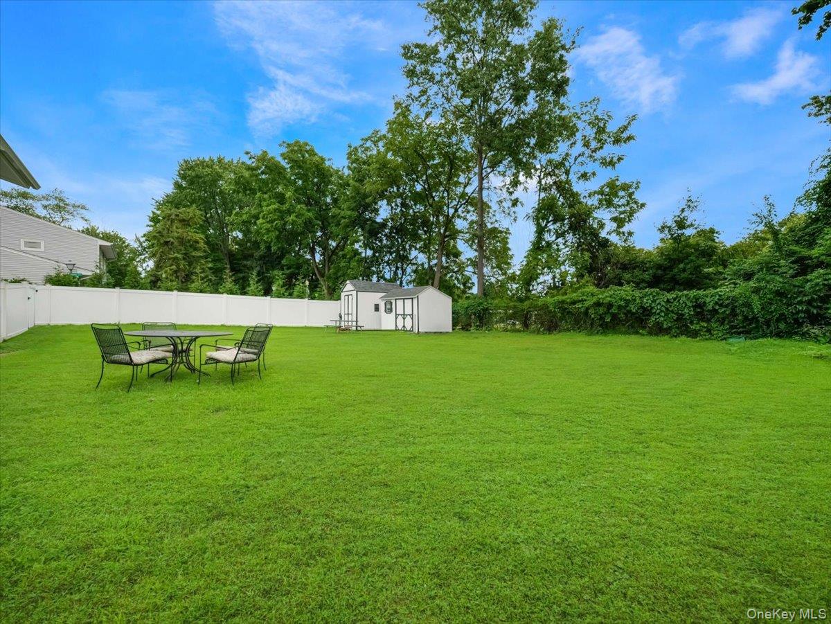 47 Chestnut Oval Property Photo 37