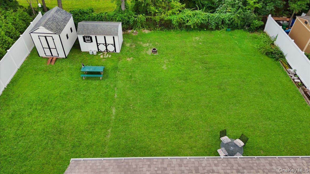 47 Chestnut Oval Property Photo 38