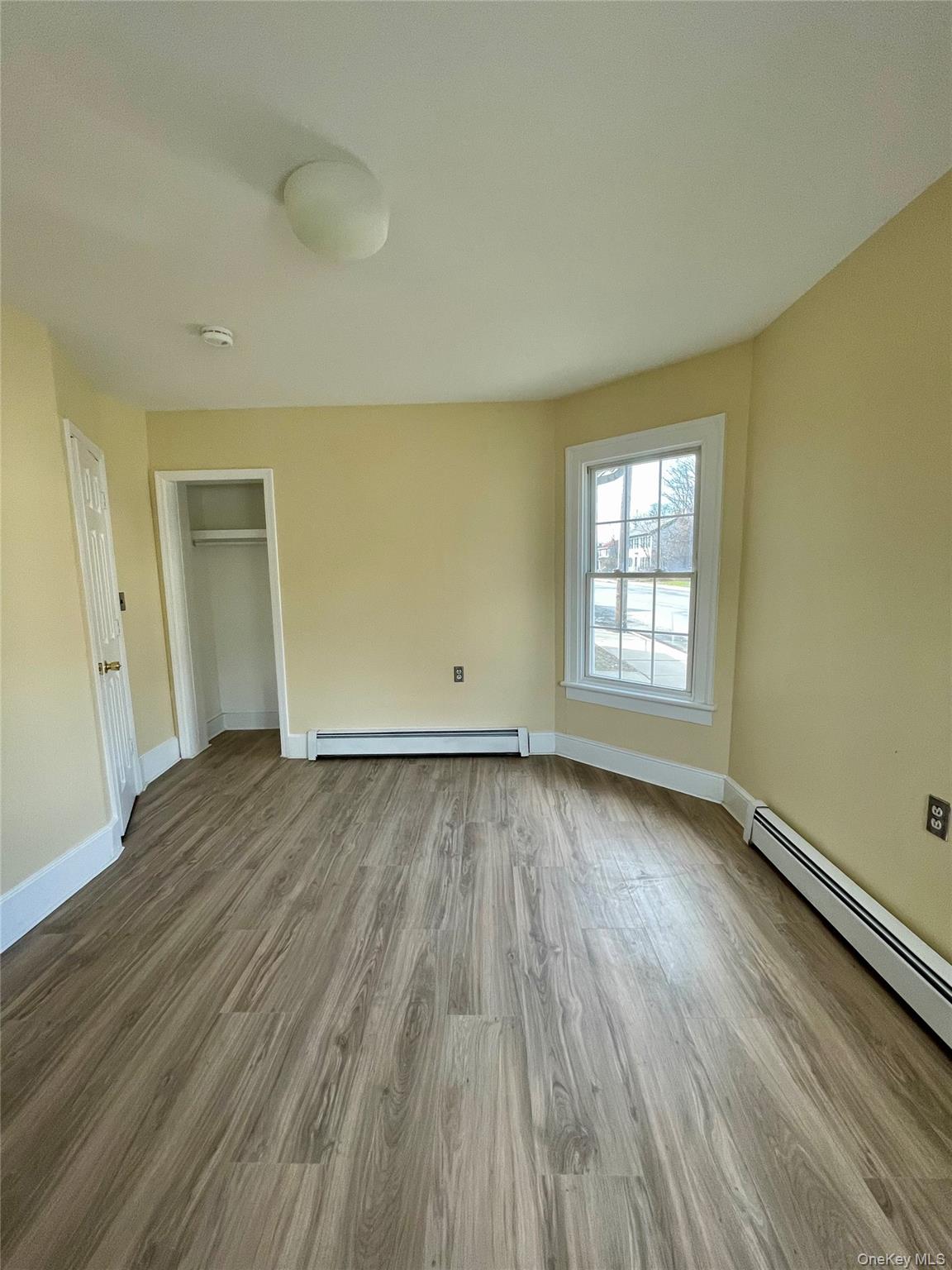 46 E Market Street Unit B Property Photo 6