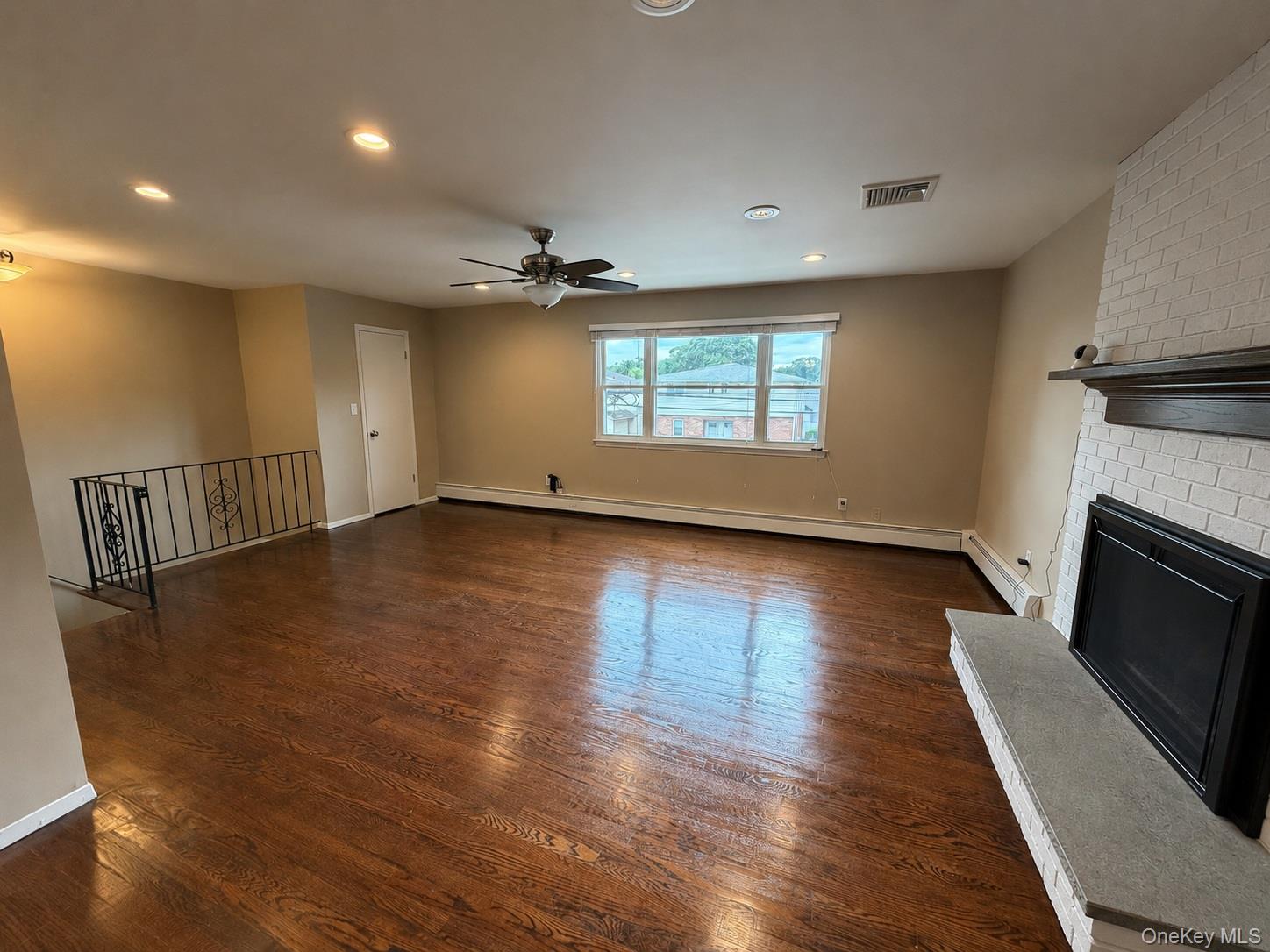 40 Edgewood Road Second Floor Unit #2 Property Photo 3