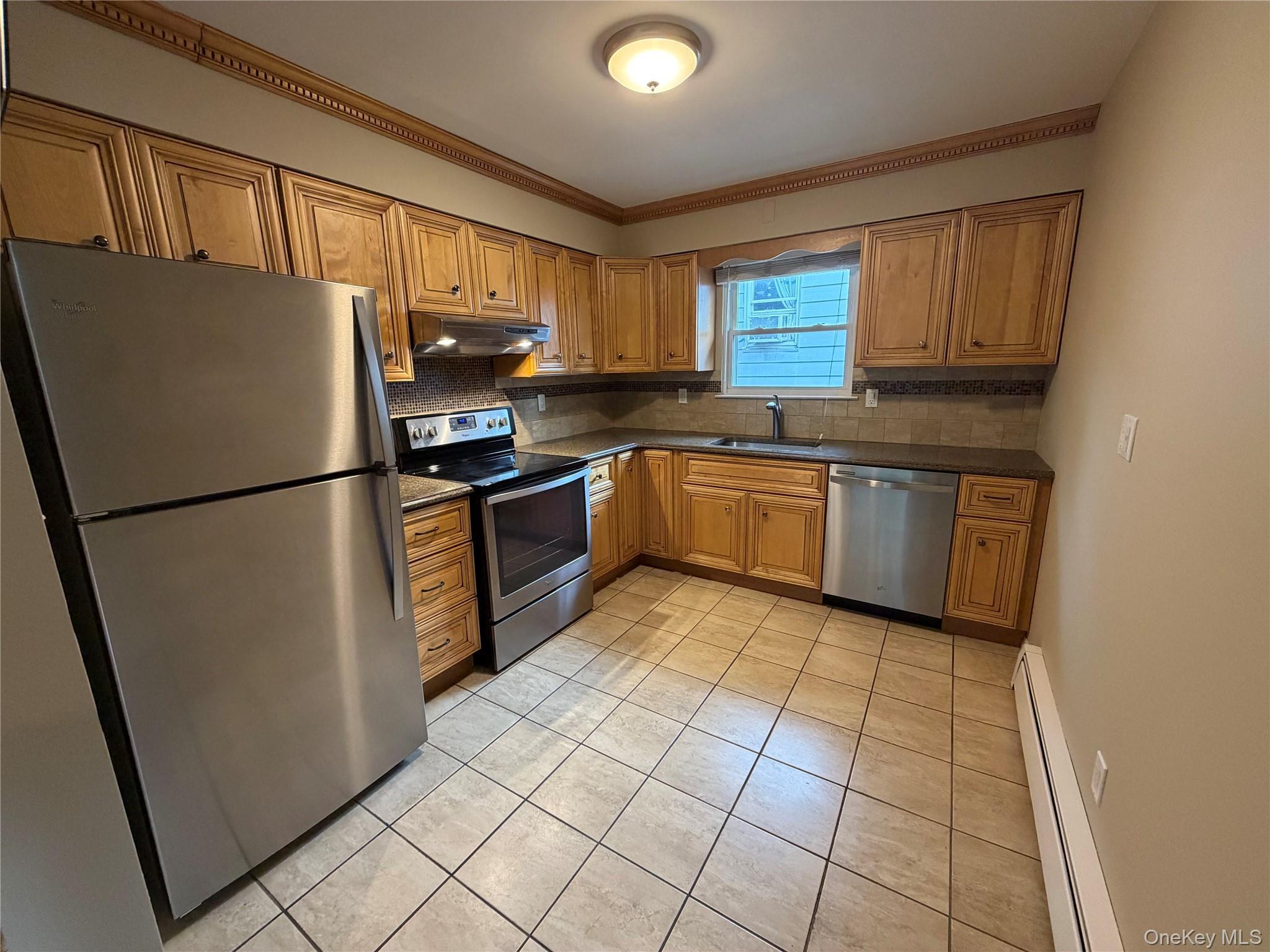 40 Edgewood Road Second Floor Unit #2 Property Photo 5