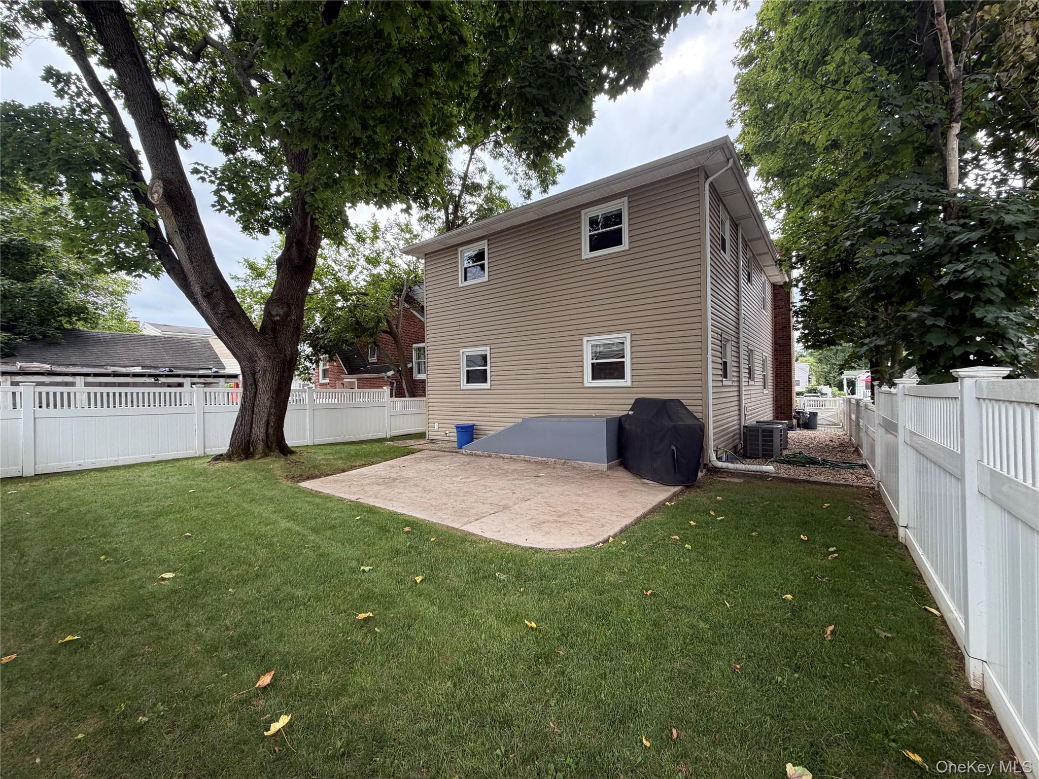 40 Edgewood Road Second Floor Unit #2 Property Photo 13