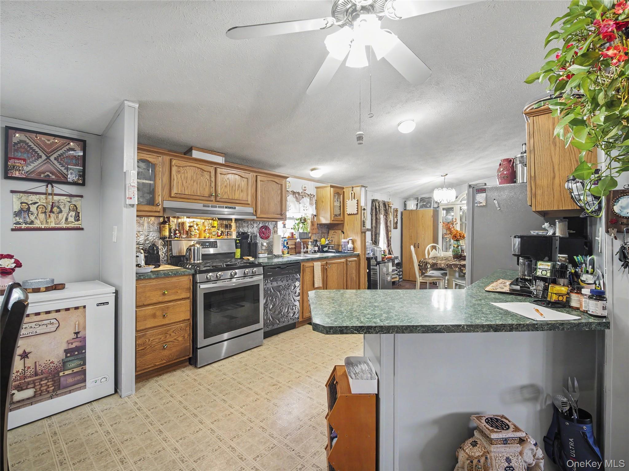 6 Hopf Property Photo 17