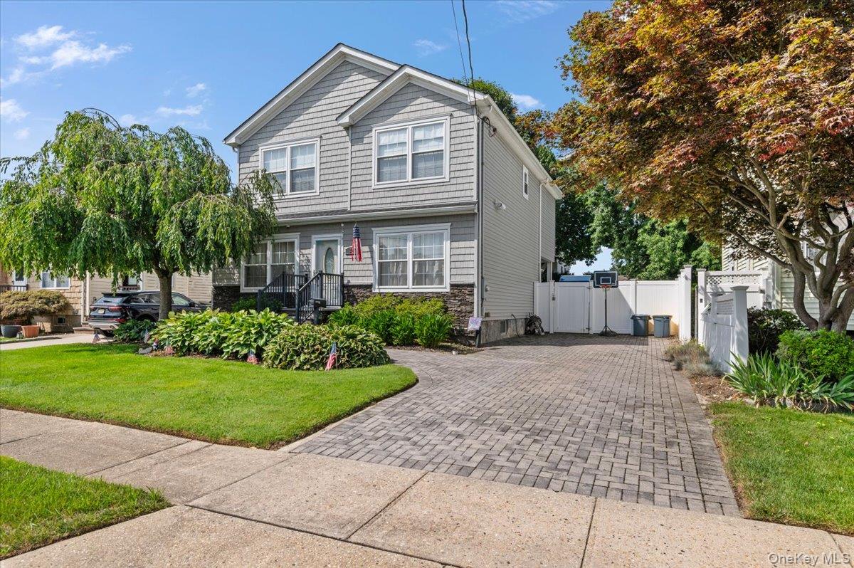 23 Cambridge Avenue Property Photo 1