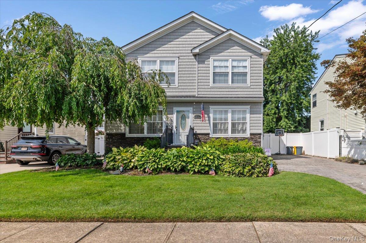 23 Cambridge Avenue Property Photo 2