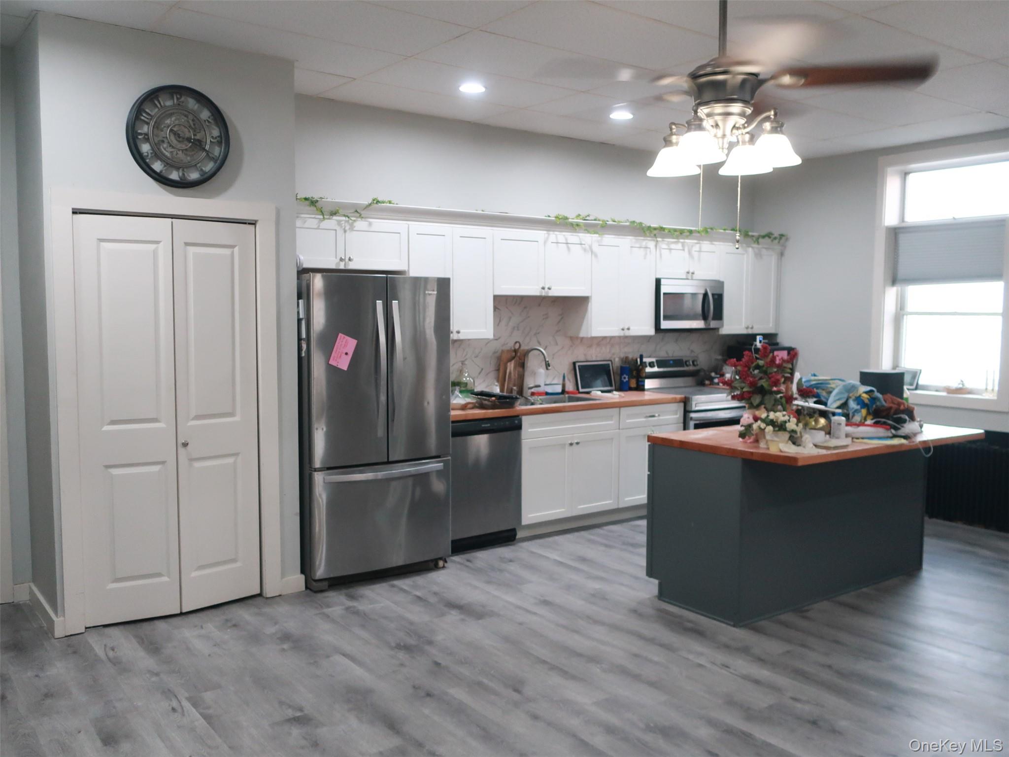 15 Goshen Avenue 2 Property Photo 8