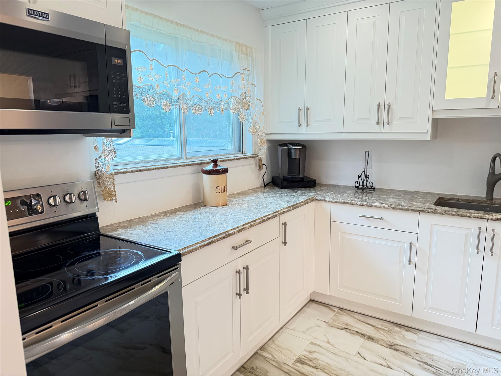 49 Midvale Avenue Property Photo 3