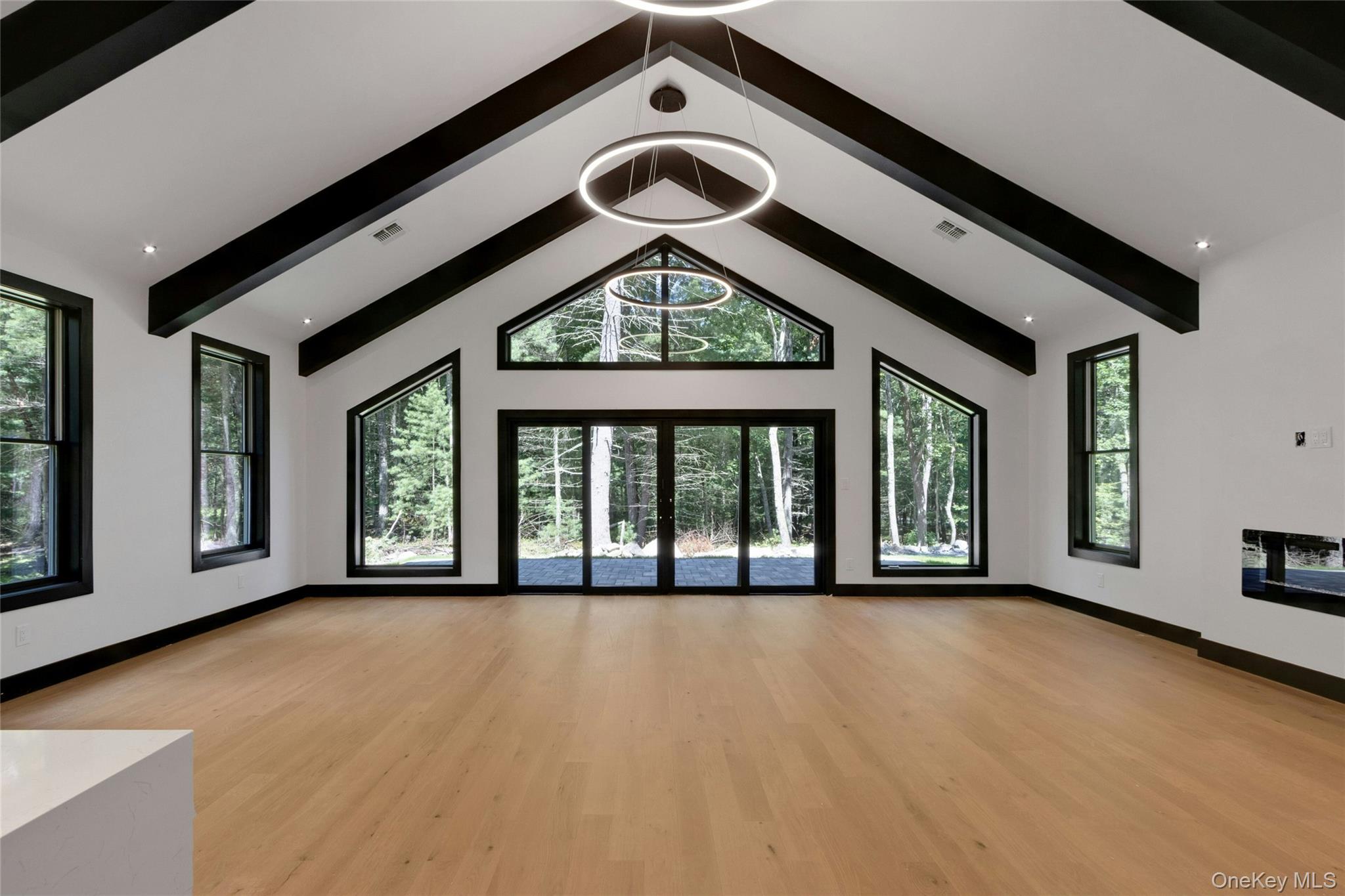 521 Decker Road Property Photo 3
