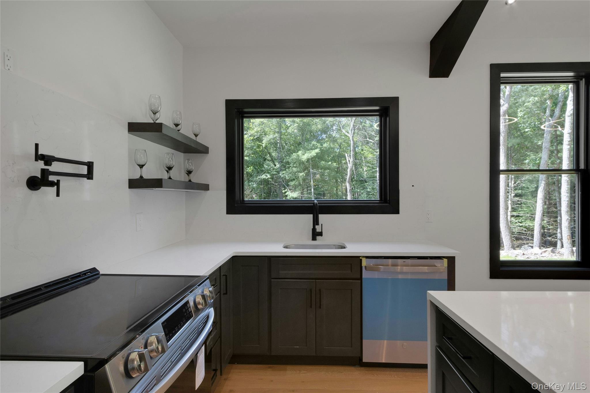 521 Decker Road Property Photo 15