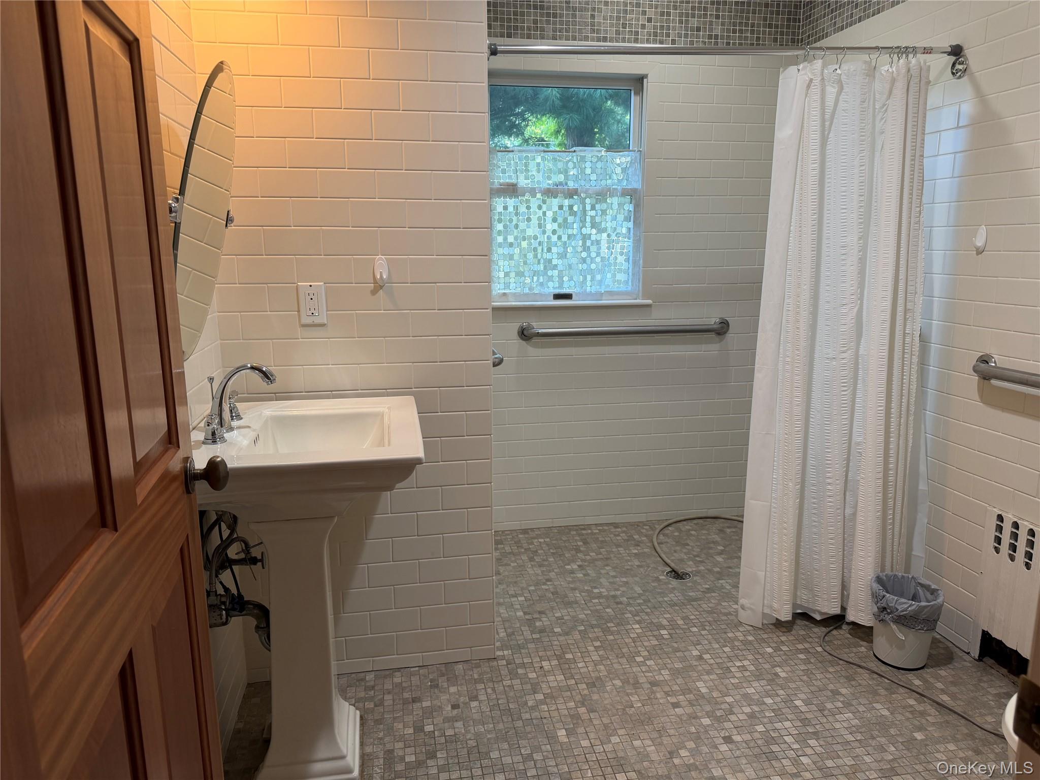 60 Oaktree Lane Property Photo 7