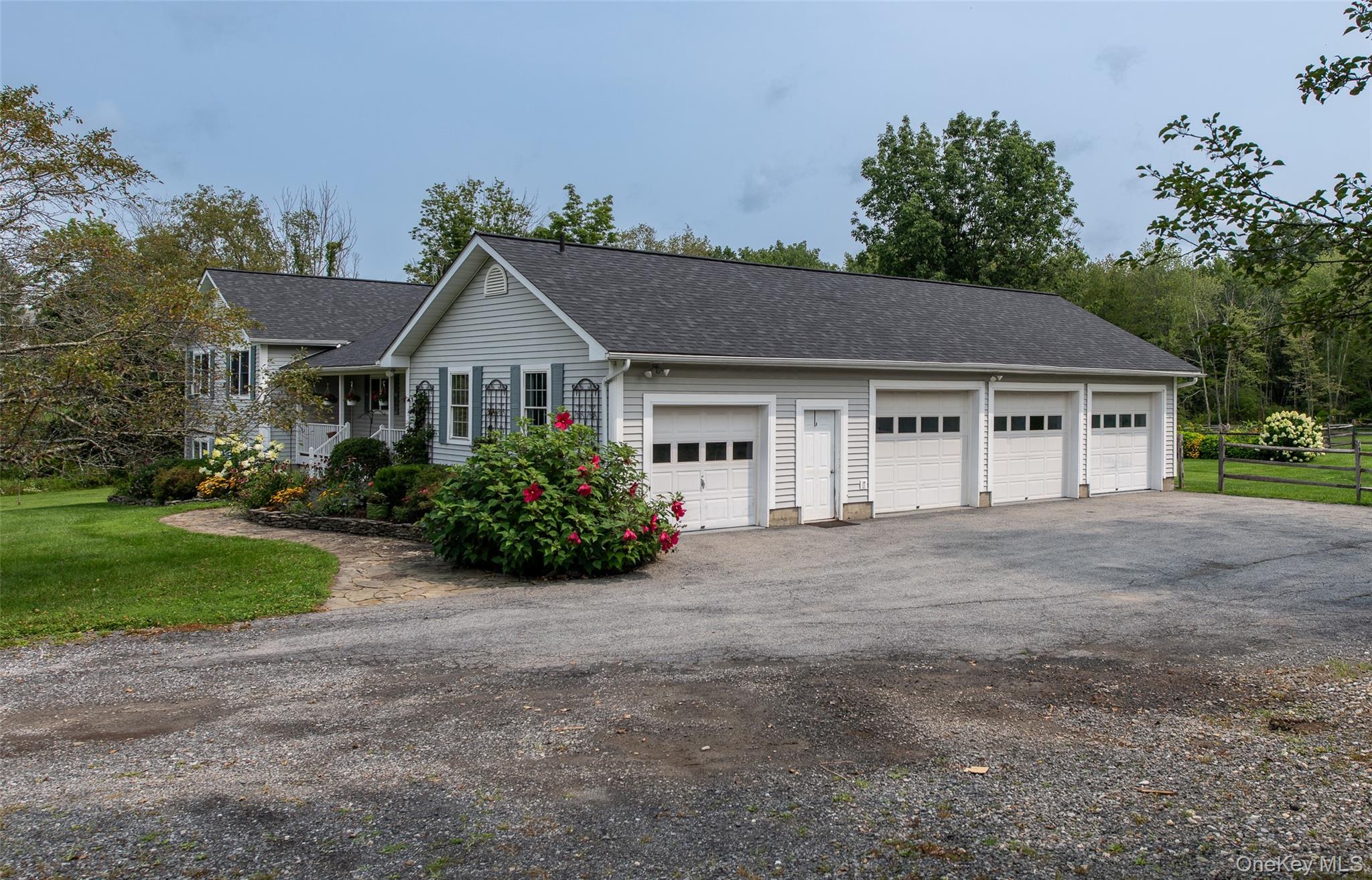 27 Verbank Club Road Property Photo 5