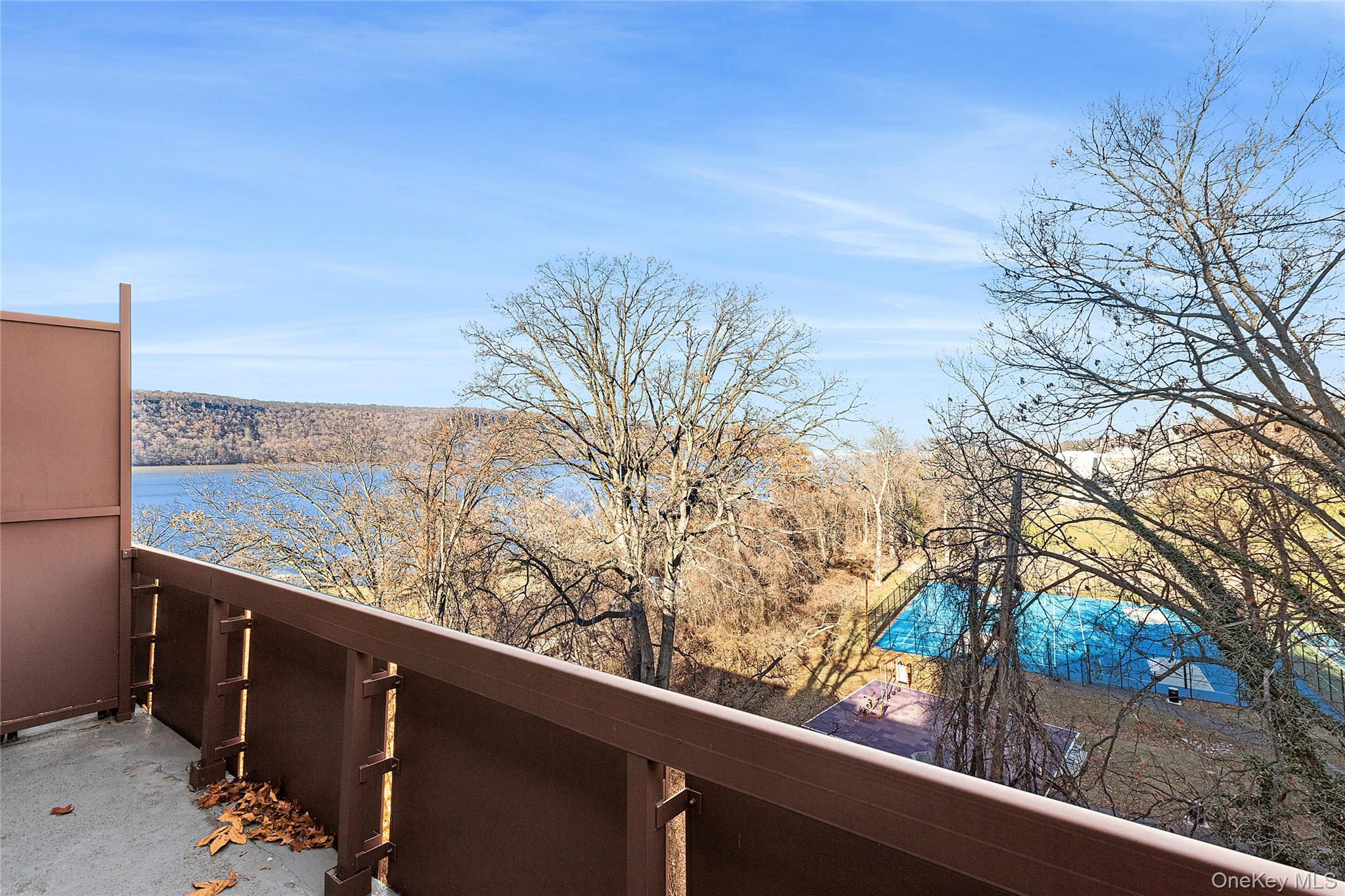 201 Ravine Avenue 7p Property Photo 4