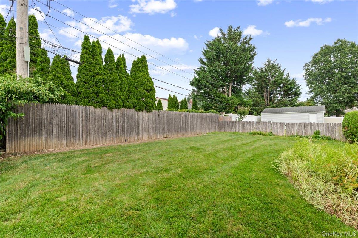 11 Hastings Lane Property Photo 21