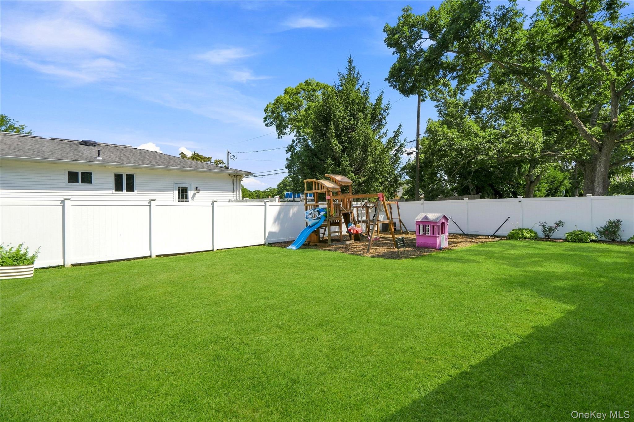 91 Spruce Avenue Property Photo 22