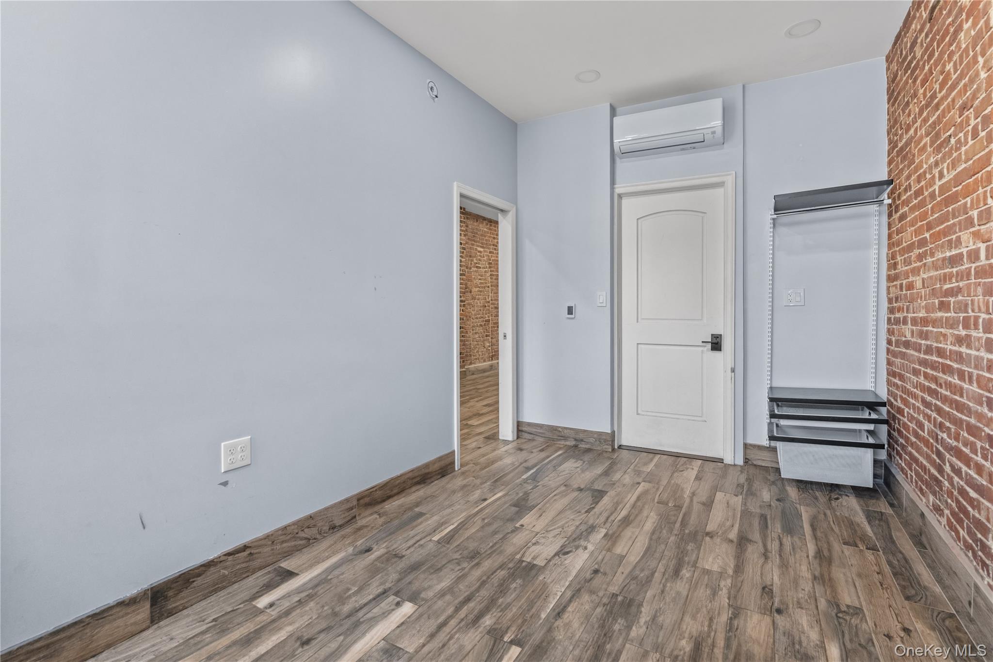 220 E 116th Street 3rd Floor Property Photo 16