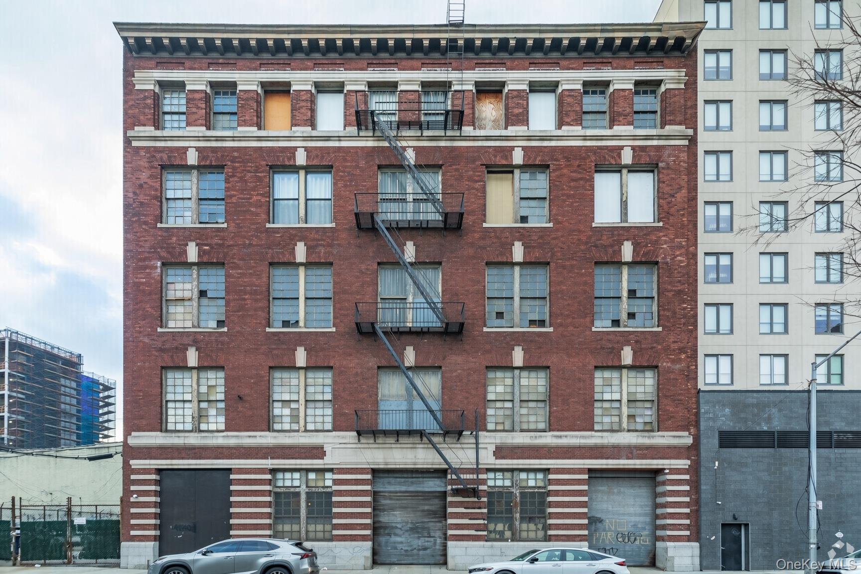 5 Canal Place Property Photo 1