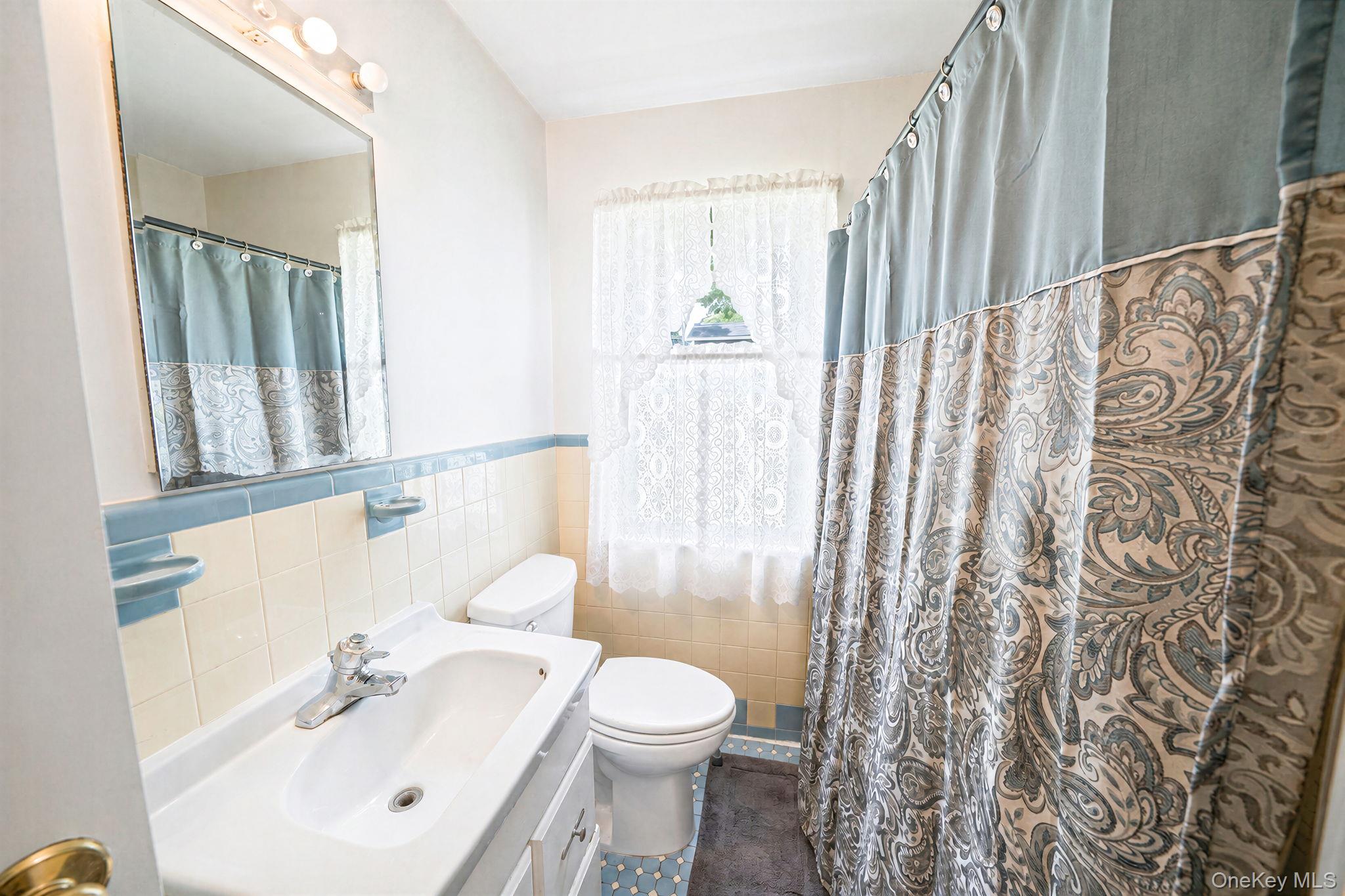 92 Parkhill Avenue Property Photo 9