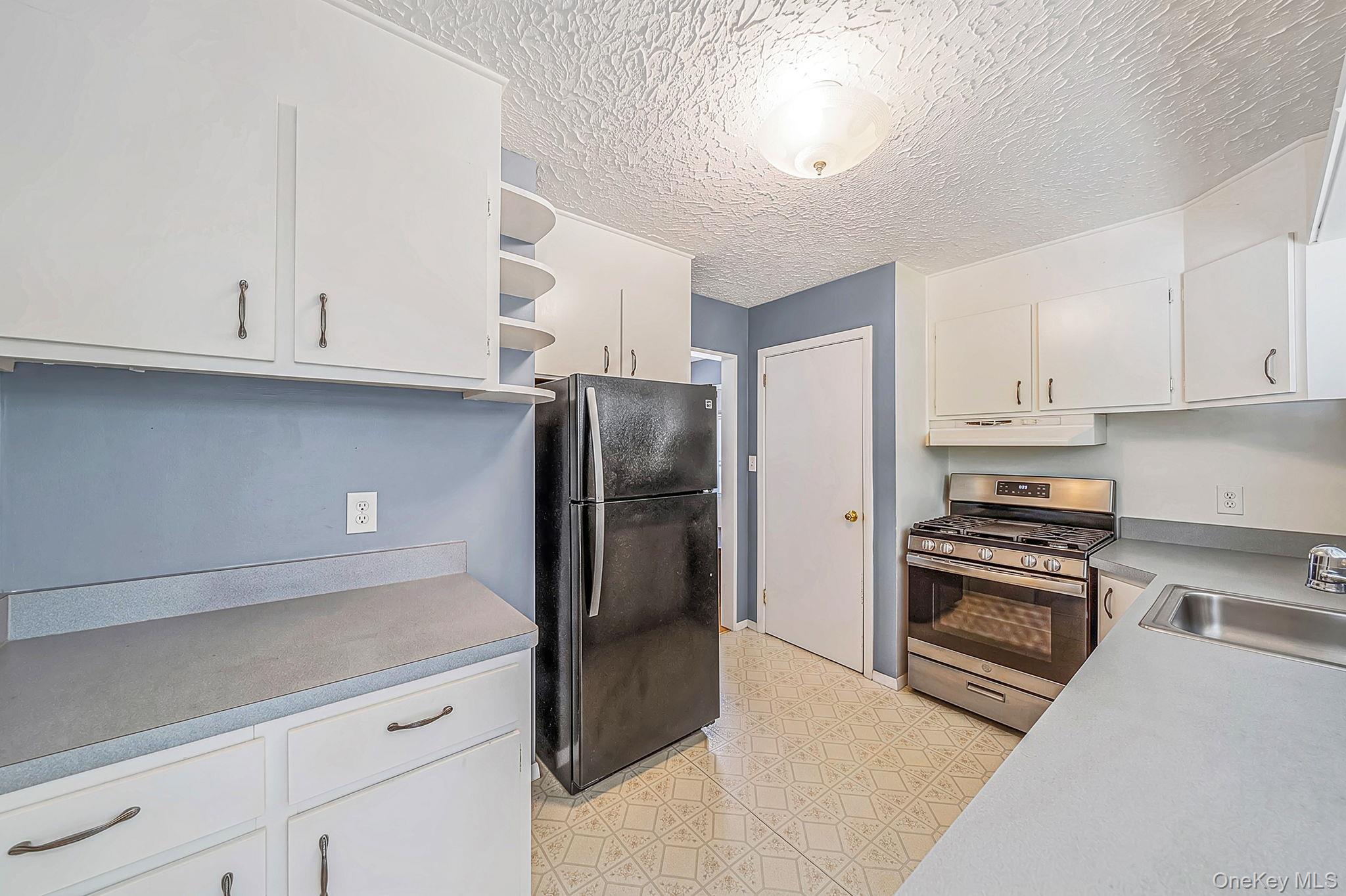 92 Parkhill Avenue Property Photo 15