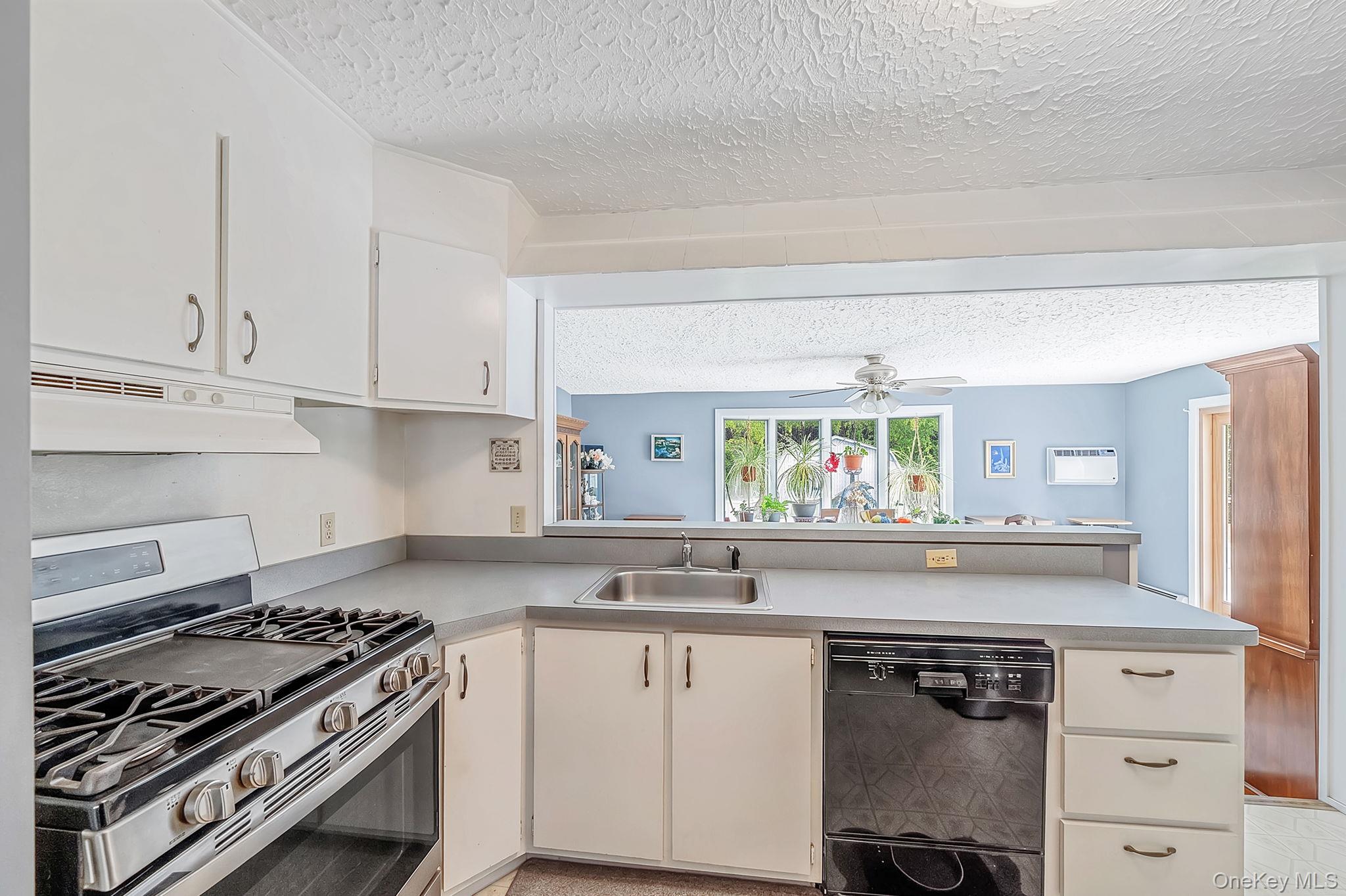 92 Parkhill Avenue Property Photo 17