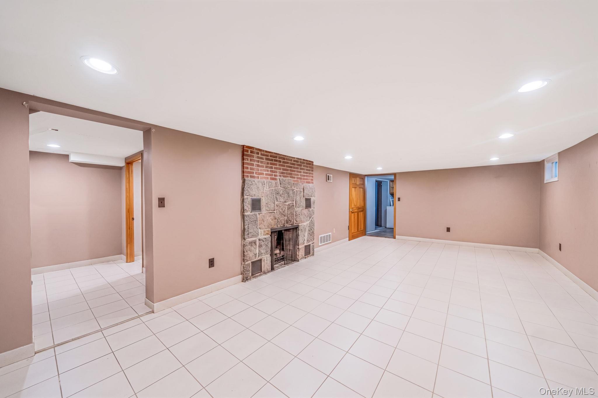 92 Parkhill Avenue Property Photo 19