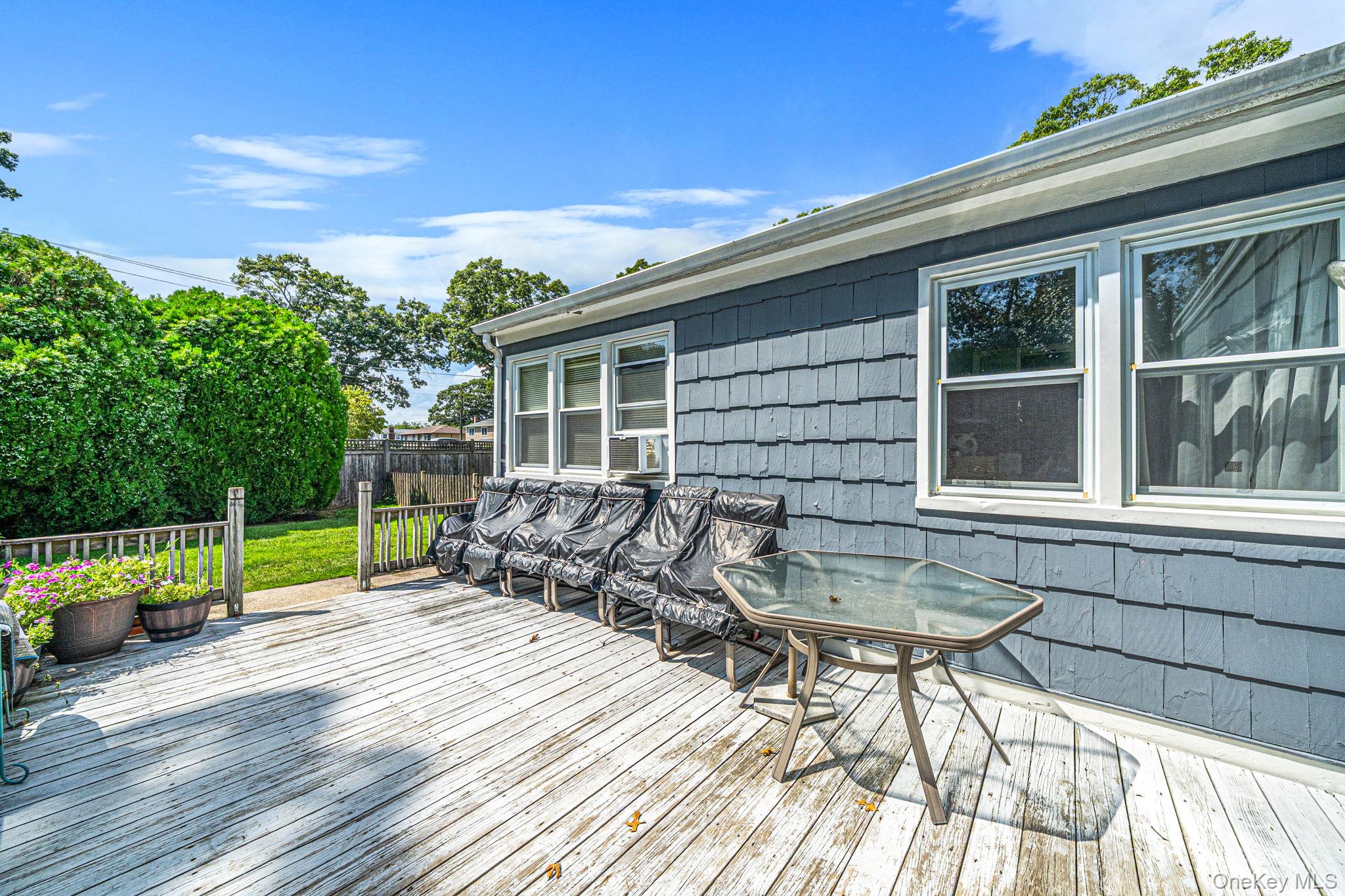 92 Parkhill Avenue Property Photo 26