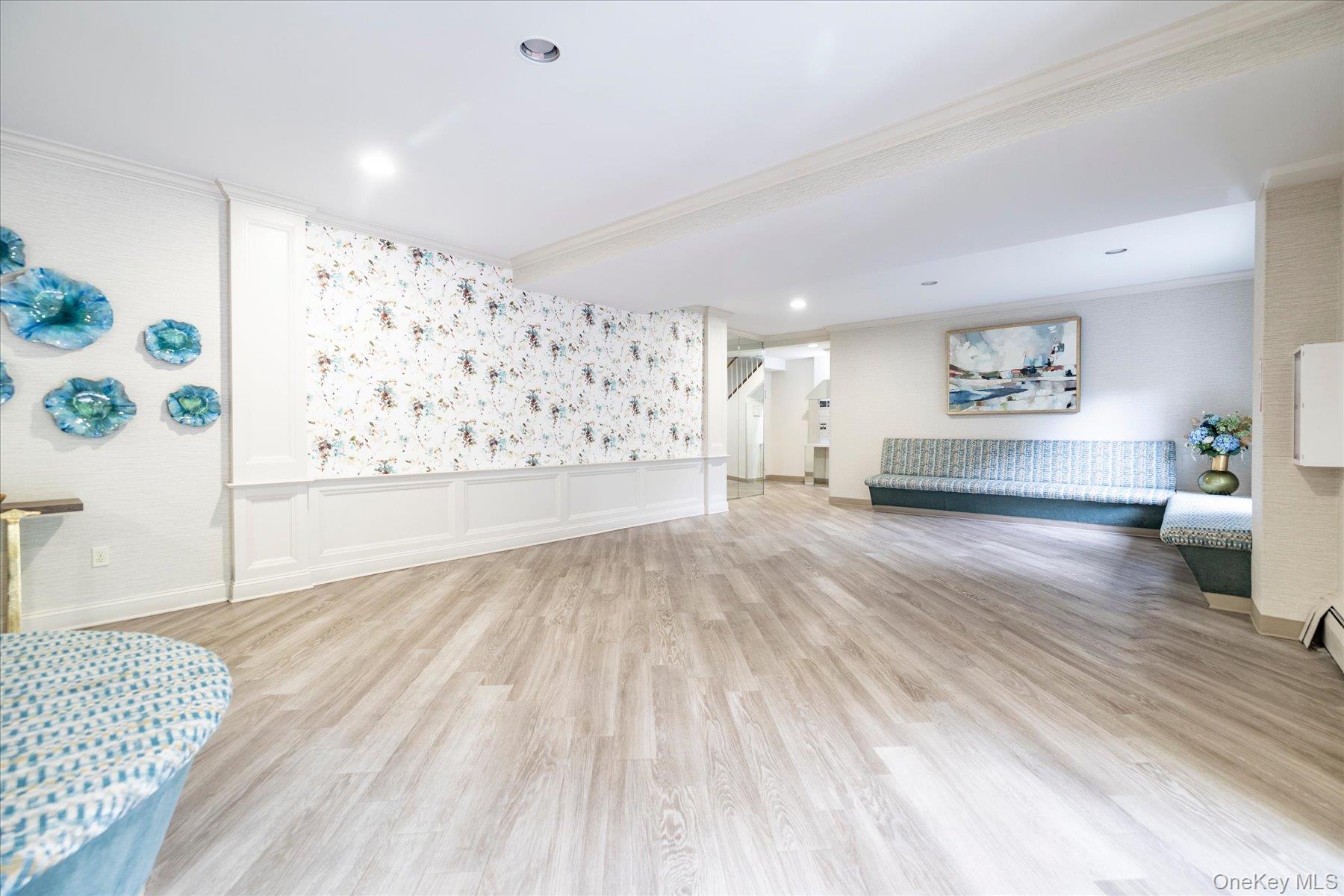 120 Morris Avenue C9 Property Photo 6