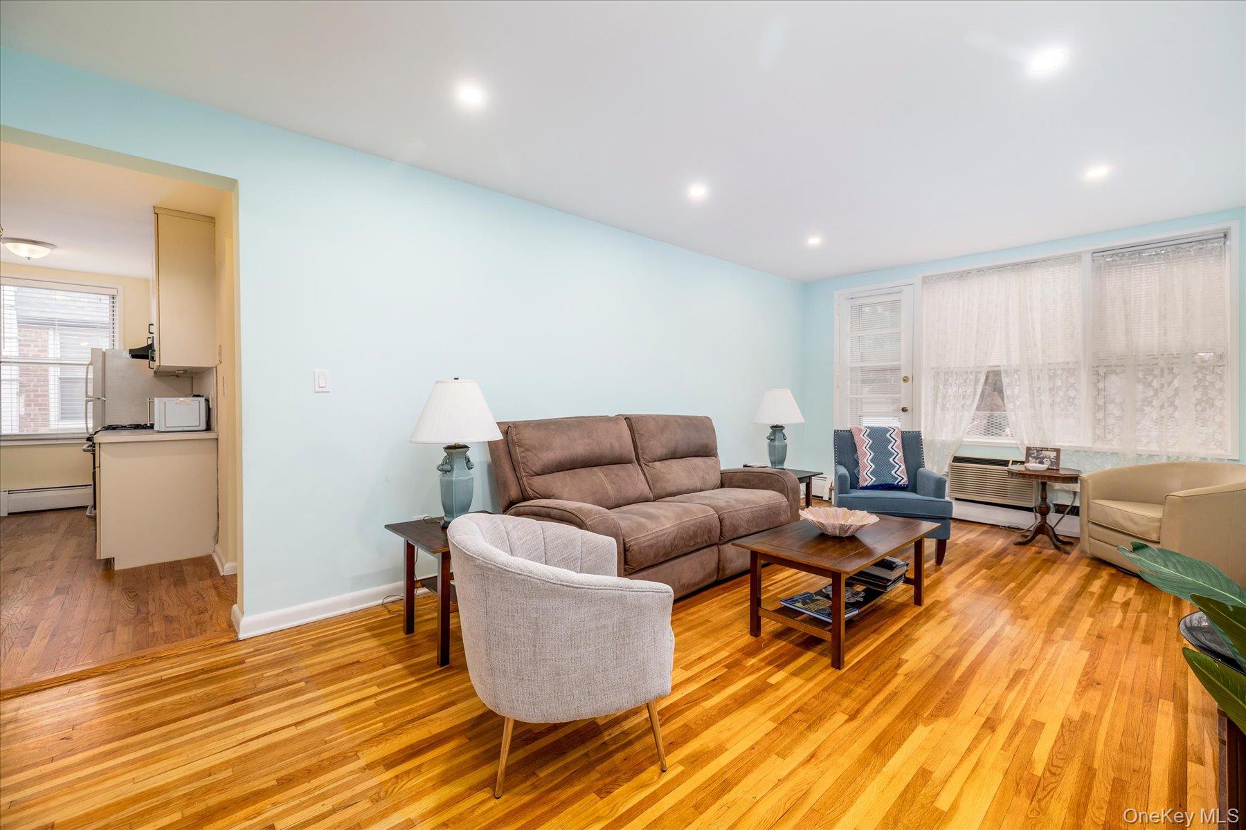 120 Morris Avenue C9 Property Photo 9