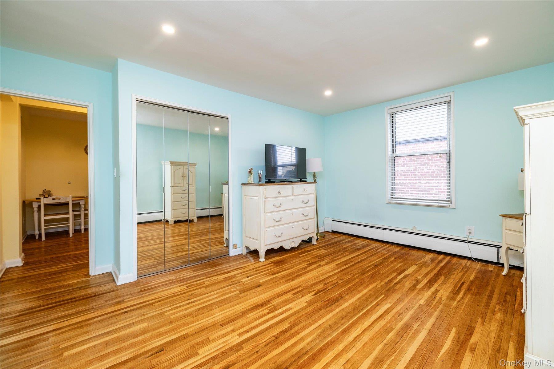 120 Morris Avenue C9 Property Photo 15