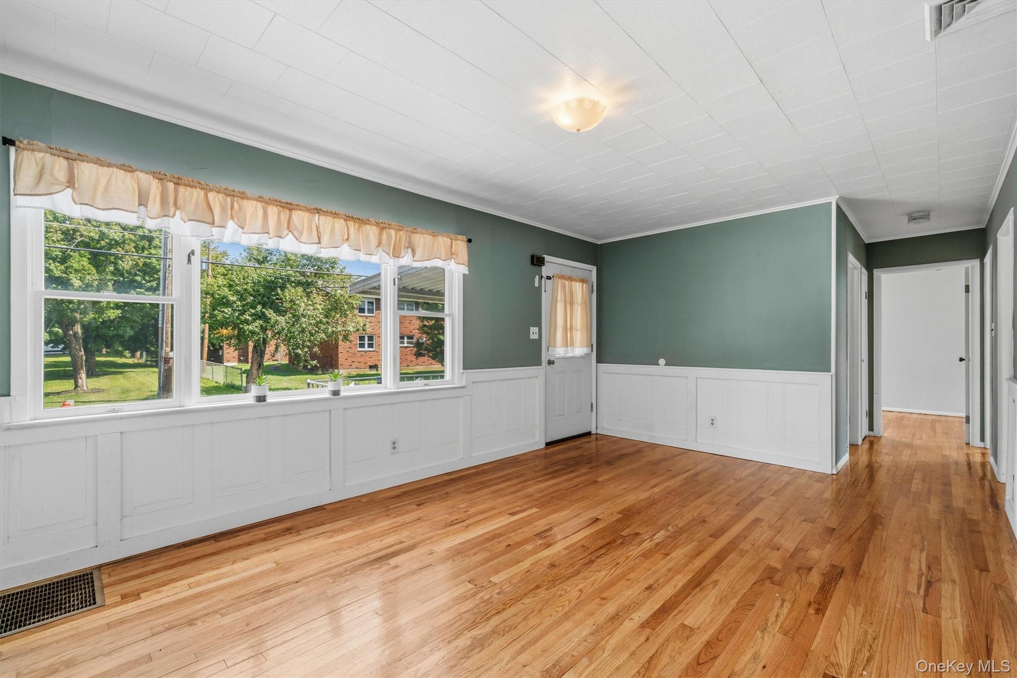 118 Ryan Street Property Photo 3