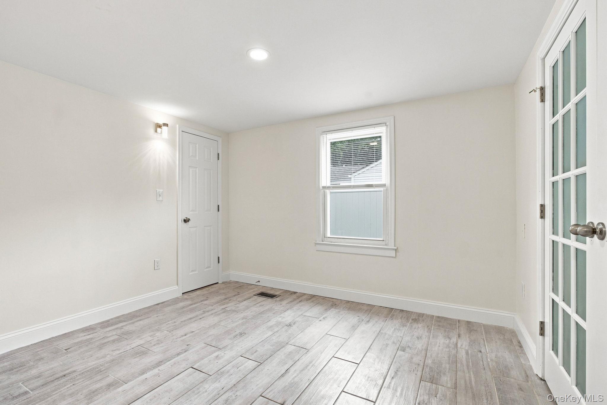 10 Kwiecinski Street Property Photo 12