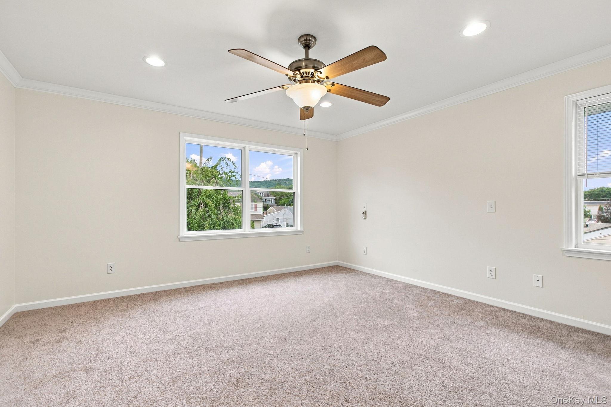 10 Kwiecinski Street Property Photo 15