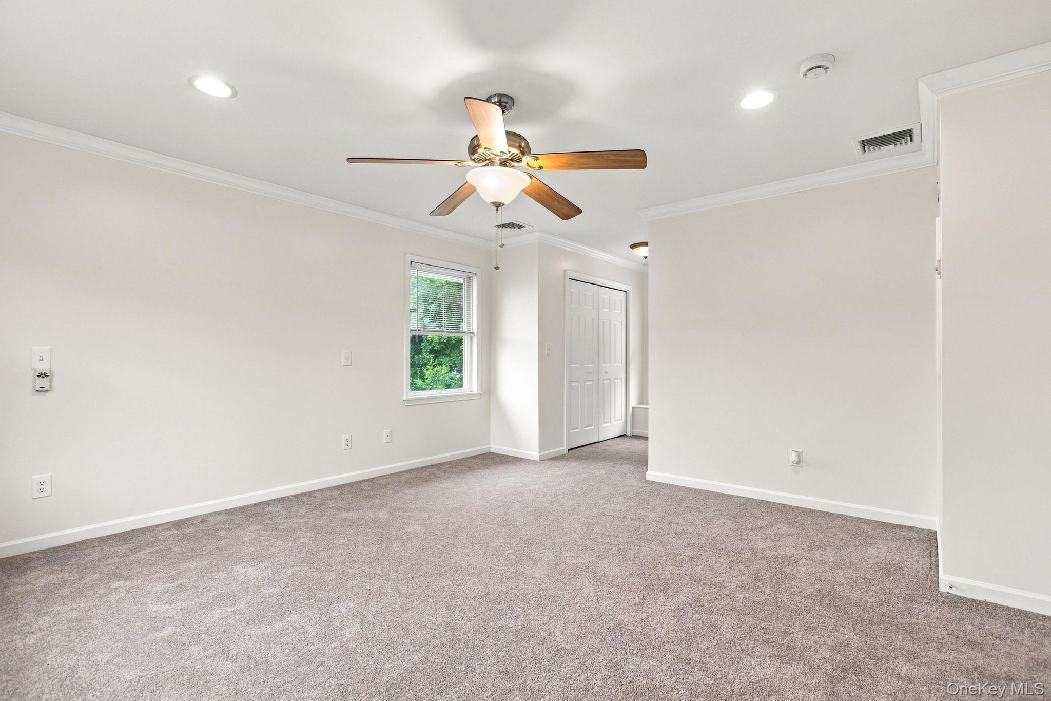 10 Kwiecinski Street Property Photo 16
