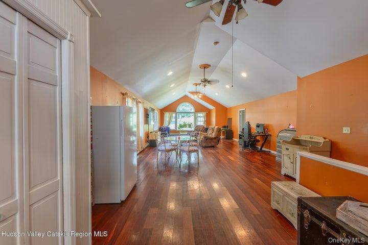 97 Leslie Road Property Photo 19