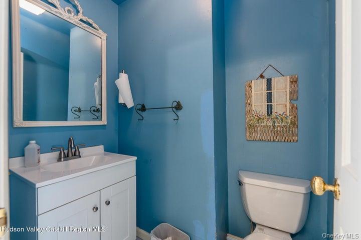 97 Leslie Road Property Photo 33
