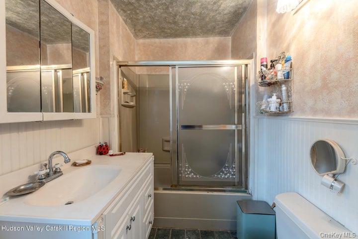 97 Leslie Road Property Photo 39