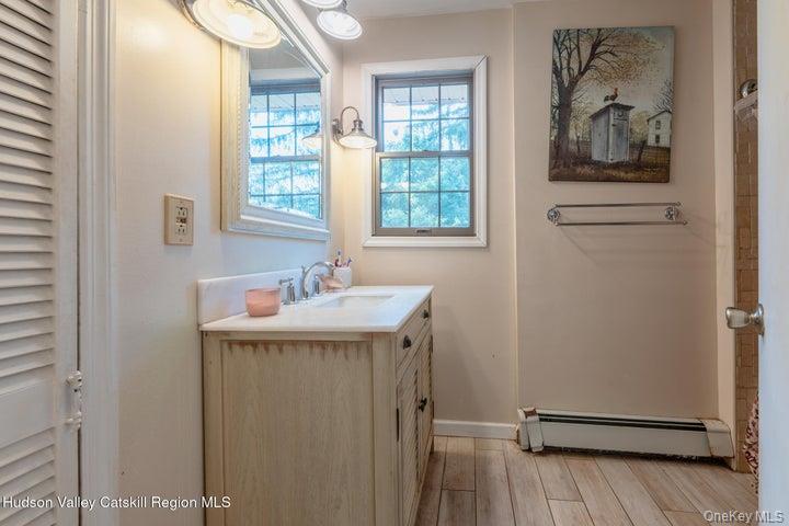97 Leslie Road Property Photo 40