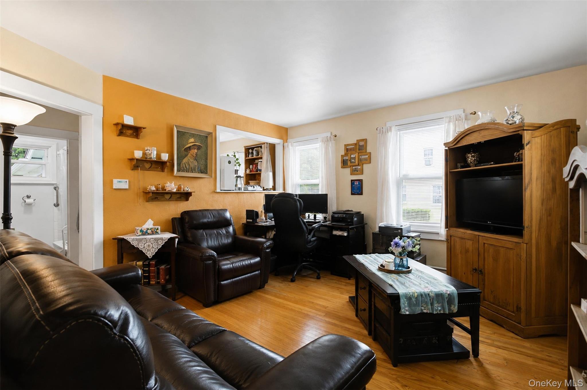 24 Round Lake Avenue Property Photo 10