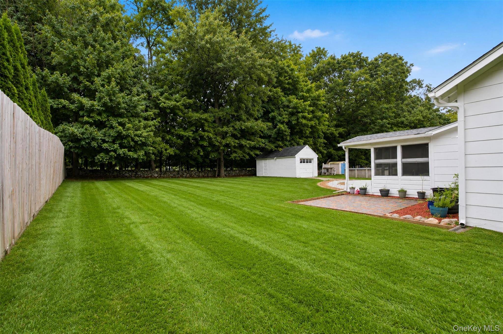 24 Round Lake Avenue Property Photo 24
