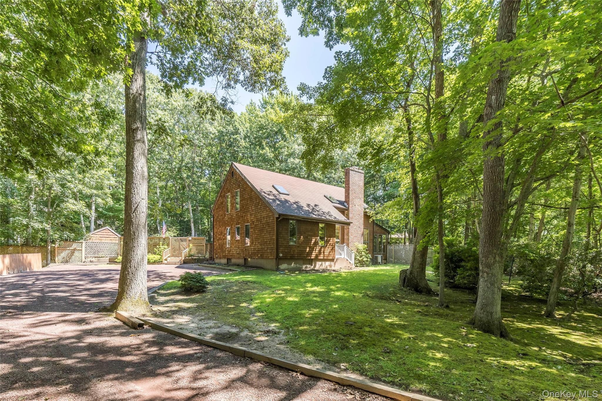 69 Glenview Drive Property Photo 19