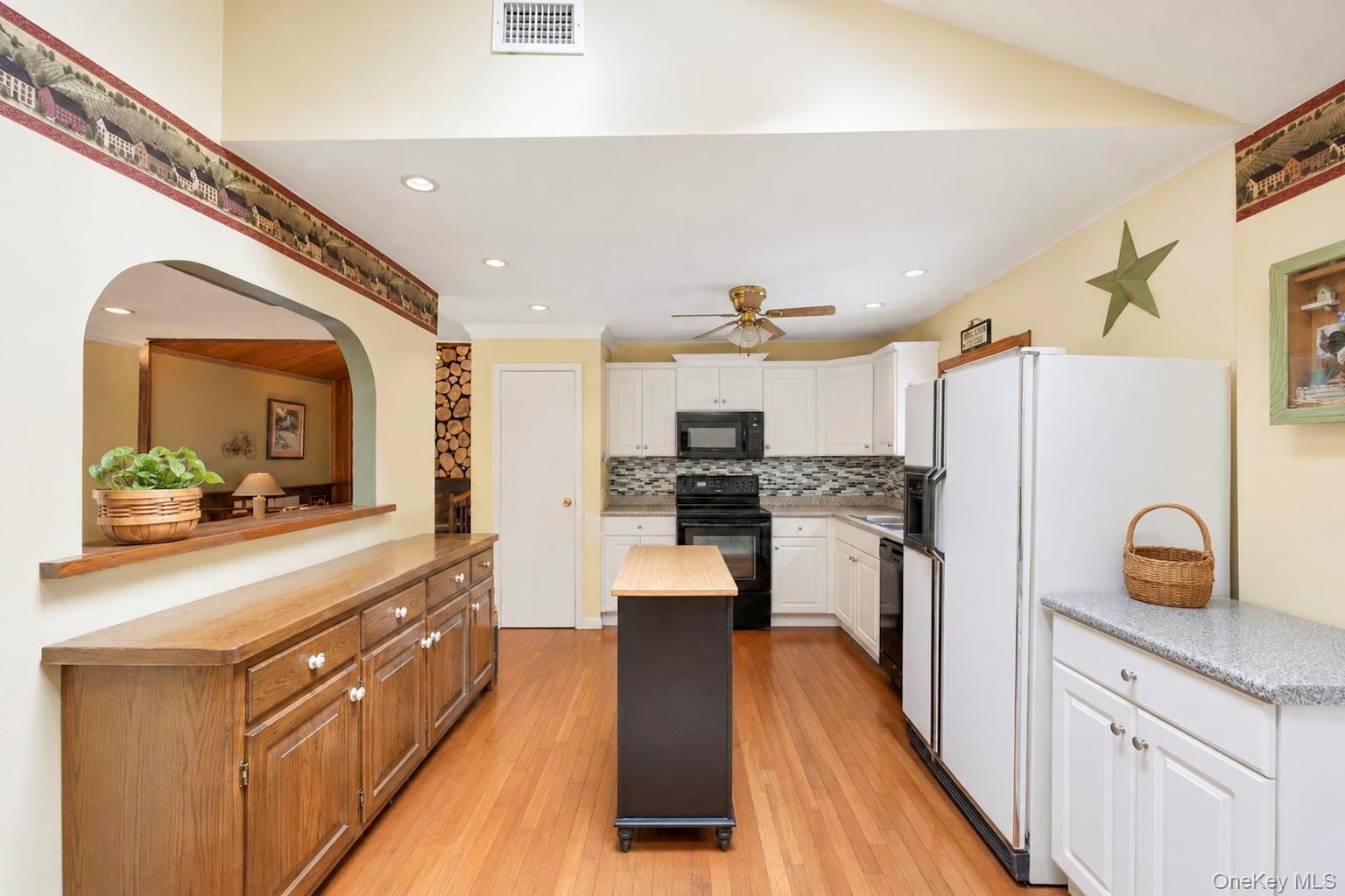 40 Nantucket Drive Property Photo 28