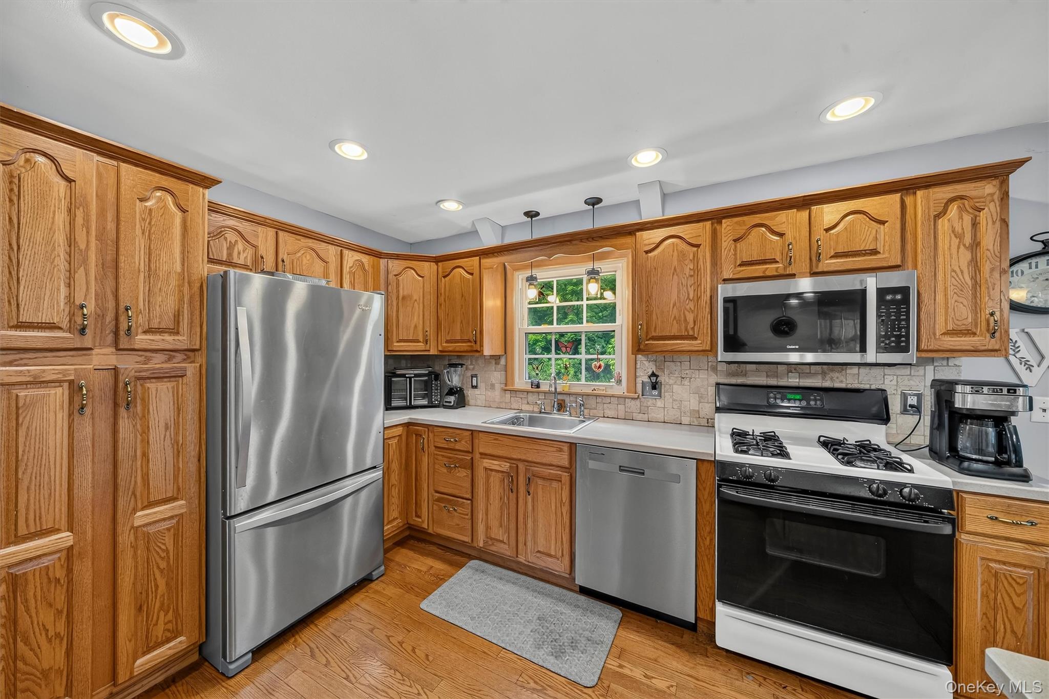 22 Elliott Place Property Photo 14