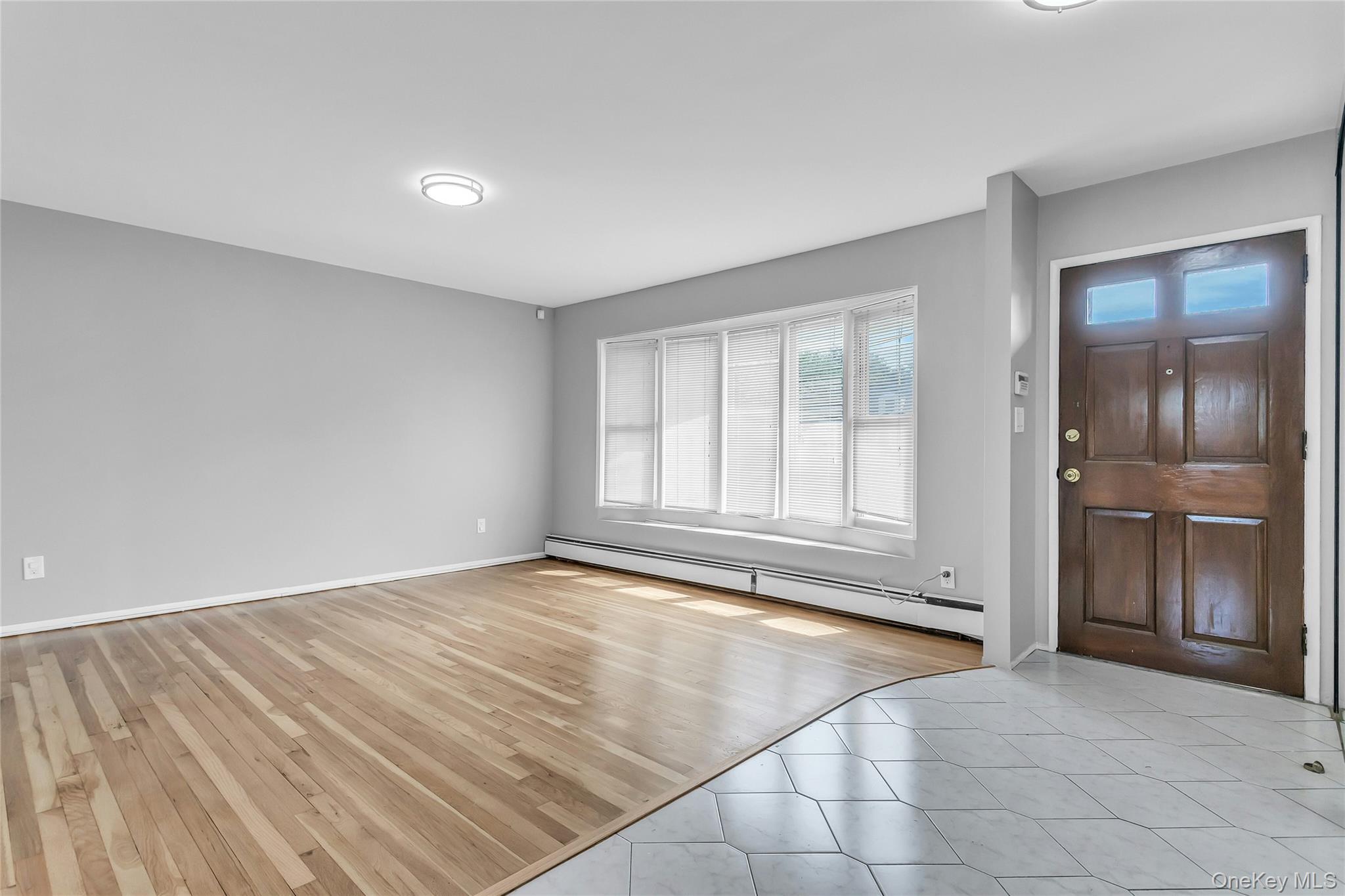 581 Plainview Road Property Photo 3
