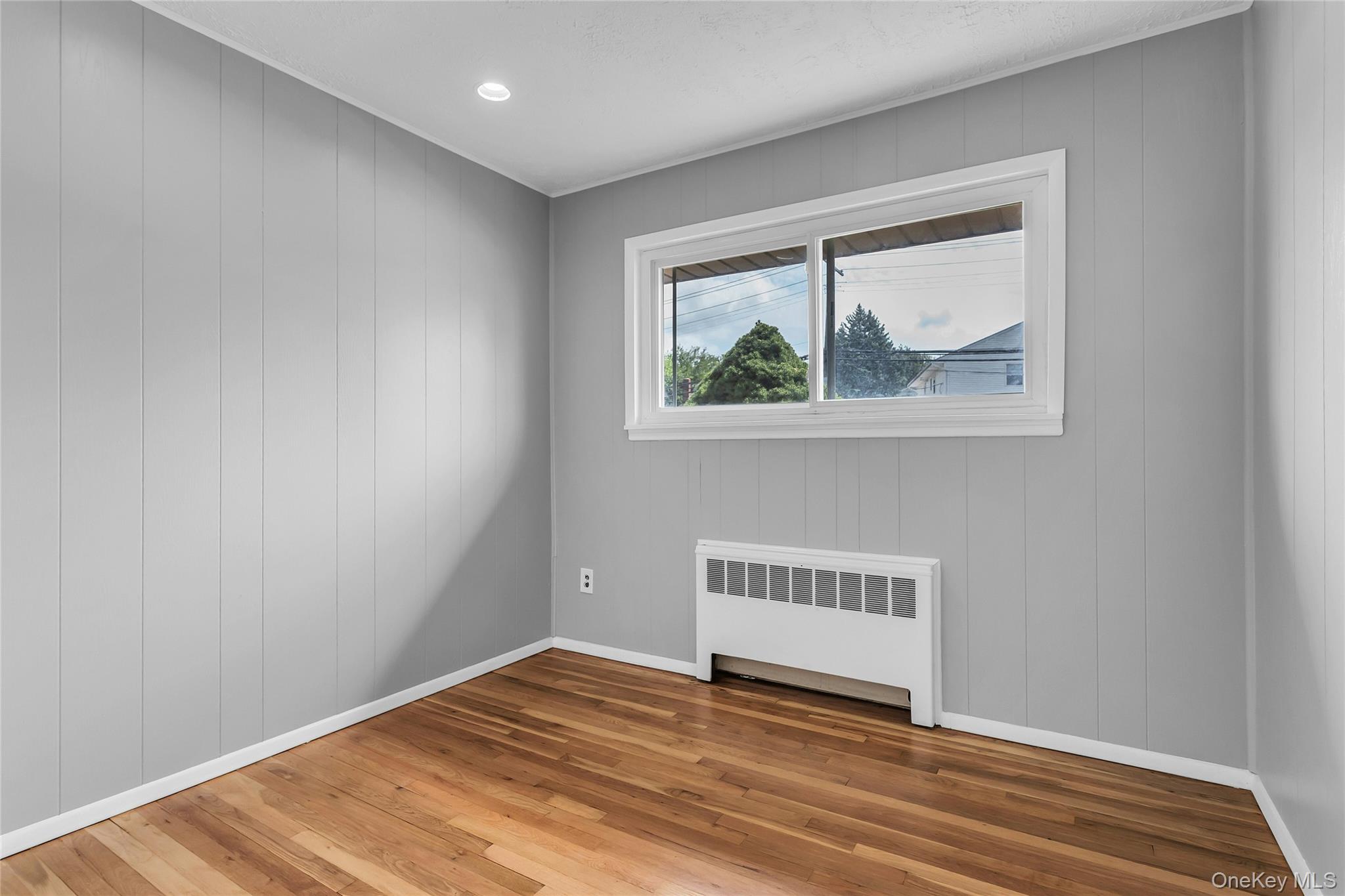 581 Plainview Road Property Photo 18