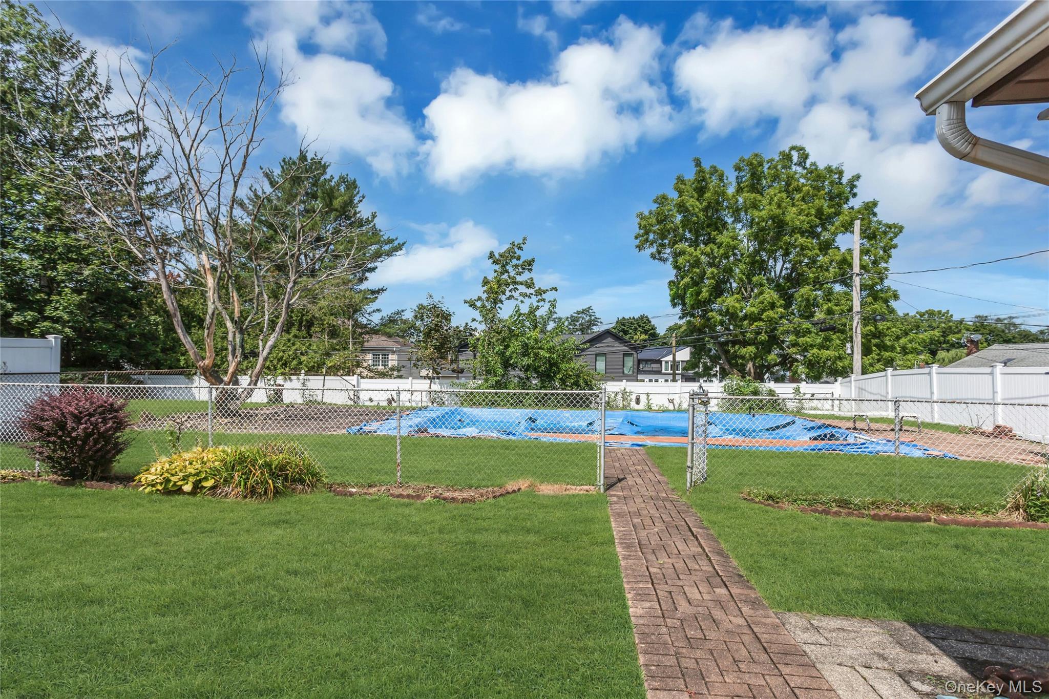581 Plainview Road Property Photo 22