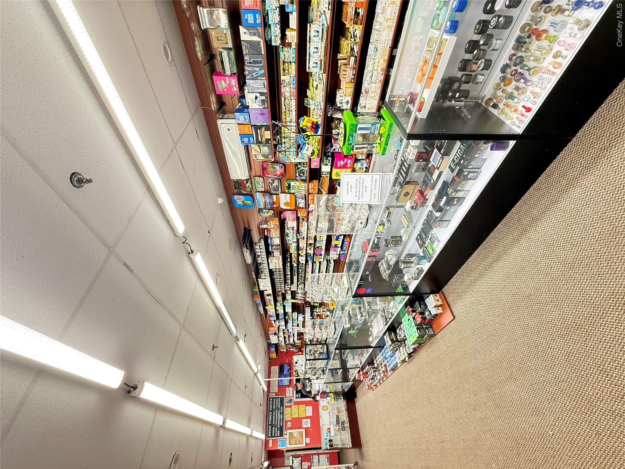 1040576 Property Photo 1