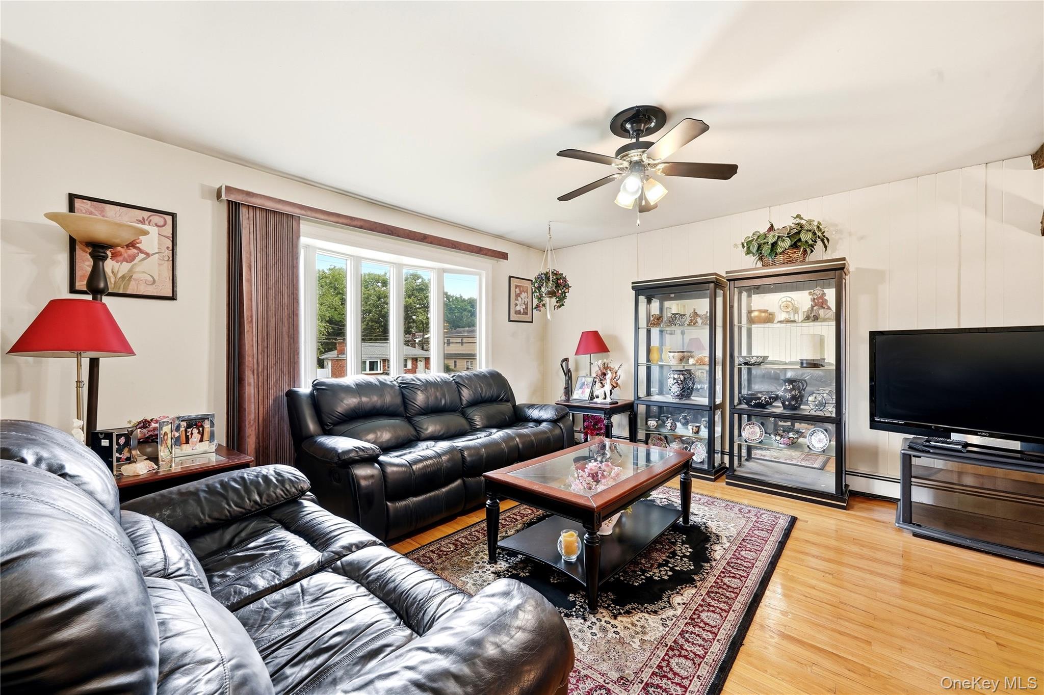 42 Harvard Street Property Photo 4
