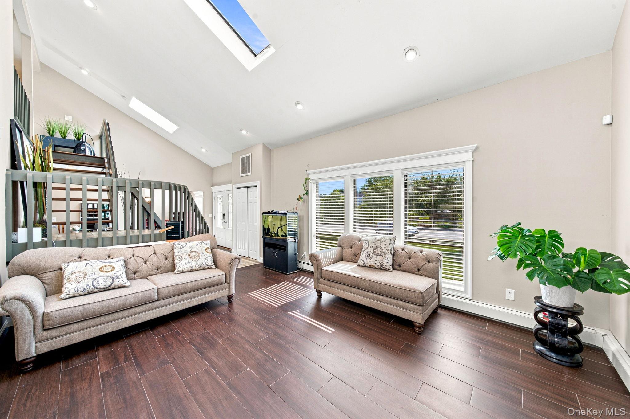 53 Miller Place Road Property Photo 8