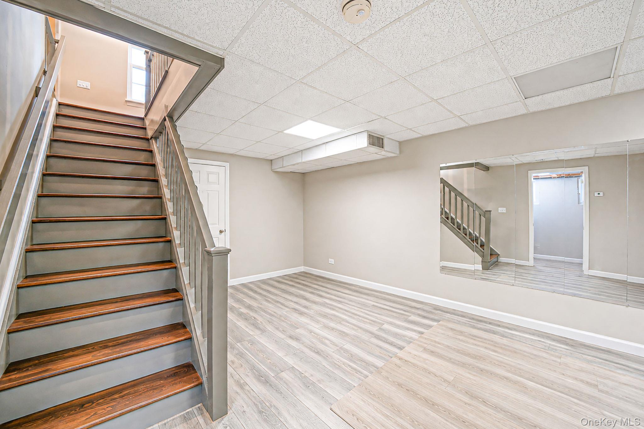 53 Miller Place Road Property Photo 33
