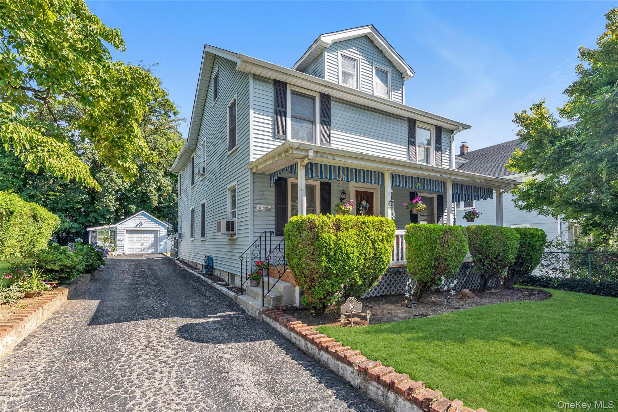 265 Schenck Avenue Property Photo 2